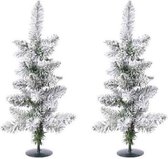 2x Groene kunst kerstbomen/kerstboompjes 60 cm met sneeuw en voet- Kerstversieringen/kerstdecoraties