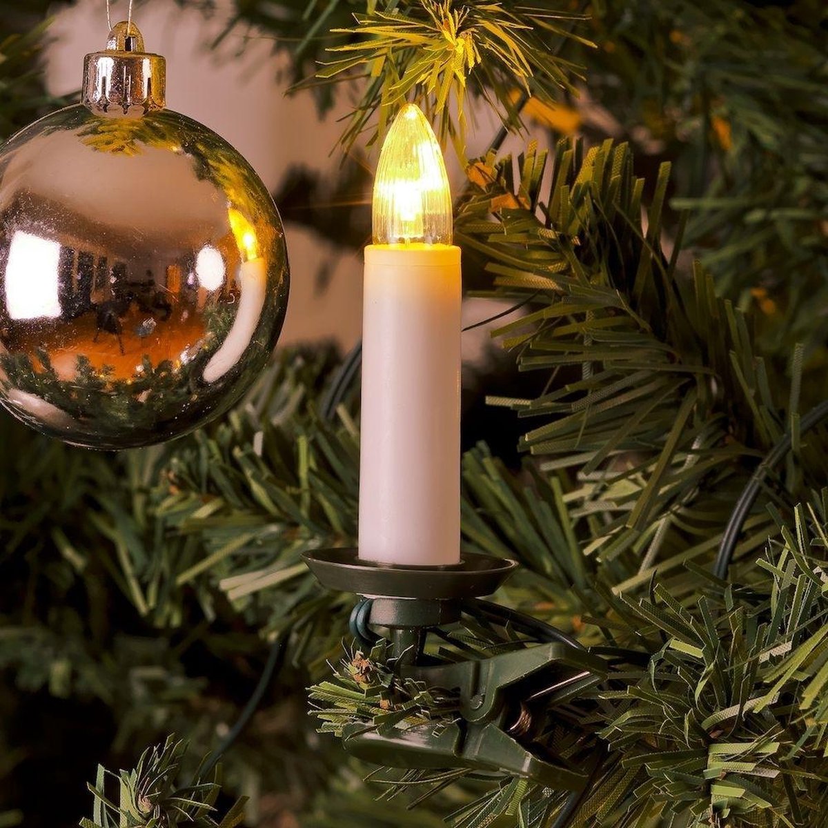 Konstsmide 1009-020 Kerstboomverlichting Binnen werkt op het lichtnet Aantal lampen 35 LED Warmwit Verlichte lengte: 27