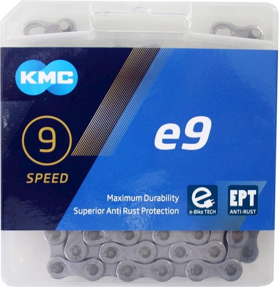 KMC e9 9-speed kettingverpakking met zilverkleurige fietsketting.