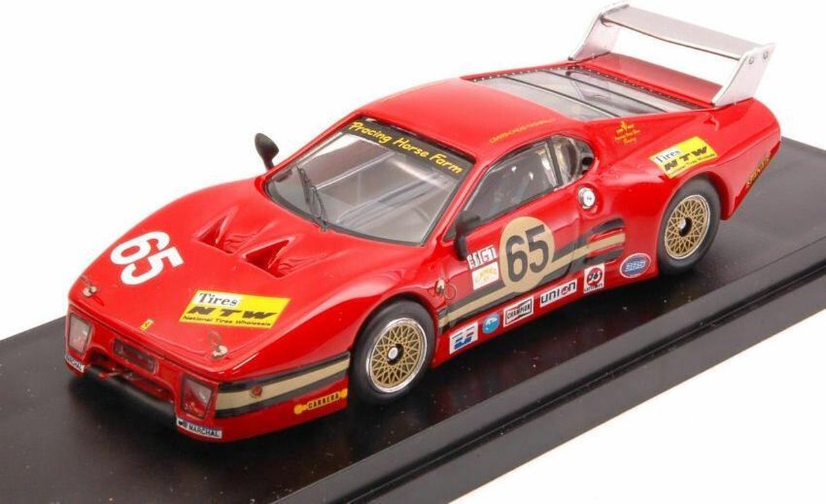 De 1:43 Diecast Modelcar van de Ferrari 512BB #65 van Daytona van 1983. De bestuurder was Baird / Mead en Pumprlly. De fabrikant van het schaalmodel is Best Model. Dit model is alleen online verkrijgbaar