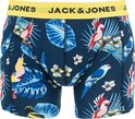 Boxershorts met donkerblauwe print van papegaaien en tropische bladeren. Gele tailleband met JACK & JONES logo.