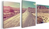Artaza Canvas Schilderij Drieluik Pad In Het Woestijn Landschap Met De Zon - 120x60 - Foto Op Canvas - Canvas Print