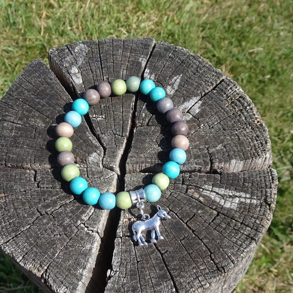 GoedeDoelen.Shop | Armband Nikita | Ezel Armband | Handgemaakt | Uniek | Wellness-House