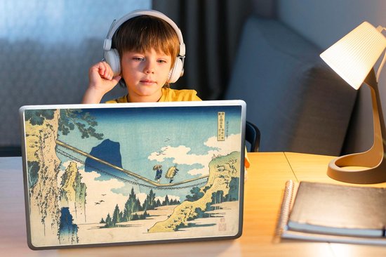 Sticker pour ordinateur portable - 15,6 pouces - Pont suspendu à la frontière de Hida et Etchu - peinture de Katshushika Hokusai