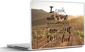 Laptop sticker - 13.3 inch - Wijn quote 'I cook with wine. Sometimes I even add it to the food' met een wijngaard - 31x22,5cm - Laptopstickers - Laptop skin - Cover