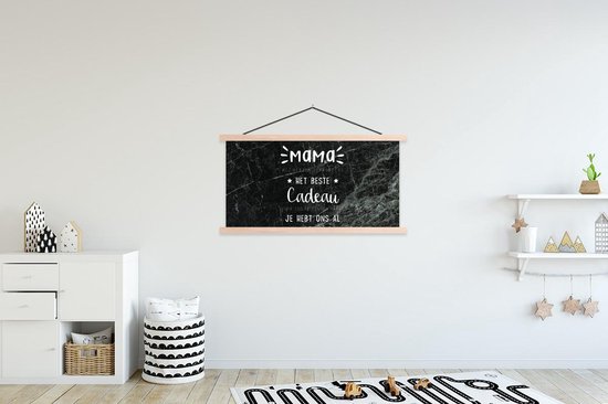 Porte-affiche avec affiche - Affiche scolaire - Proverbes - Citations - Maman tu nous as déjà - Maman - 150x75 cm - lattes vierges