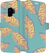 Samsung Galaxy S9 Telefoonhoesje - Portemonneehoesje  - Met pasjeshouder - Met Plantenprint - Tropische Blaadjes - Donkergroen