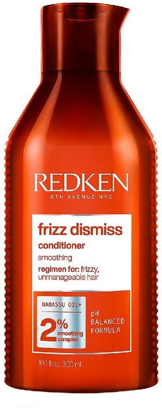 Après-shampoing Redken Frizz Dismiss dans une bouteille orange de 300 ml avec formule lissant.