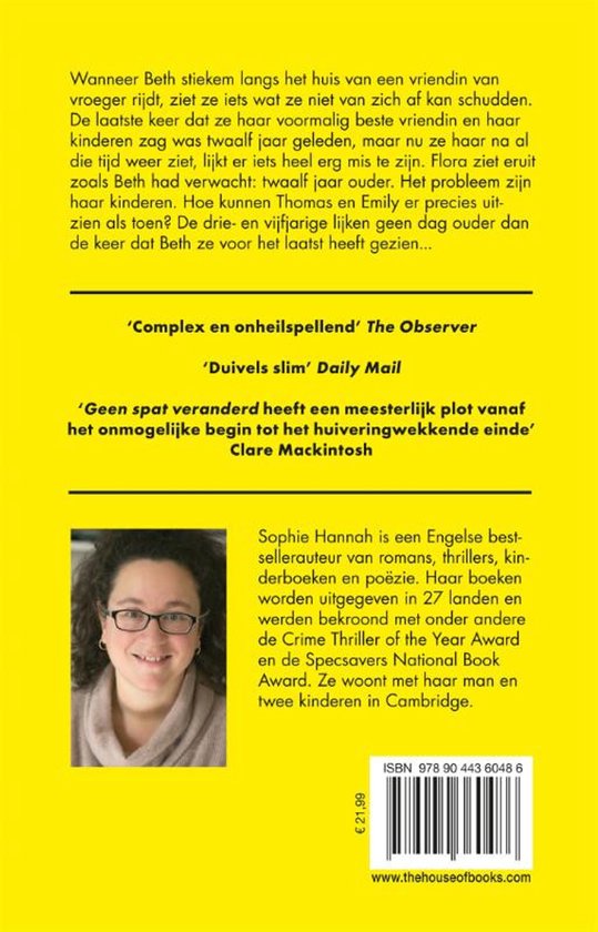 Achterflap van 'Geen spat veranderd' met een foto van auteur Sophie Hannah, ISBN en prijs.