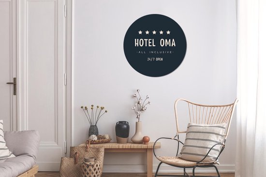 WallCircle - Wall Circle - Wall Circle Inside - Citations - Hotel grand-mère tout compris ouvert 24h/24 et 7j/7 - Grand-mère - Proverbes - 60x60 cm - Décoration murale - Peintures ronds