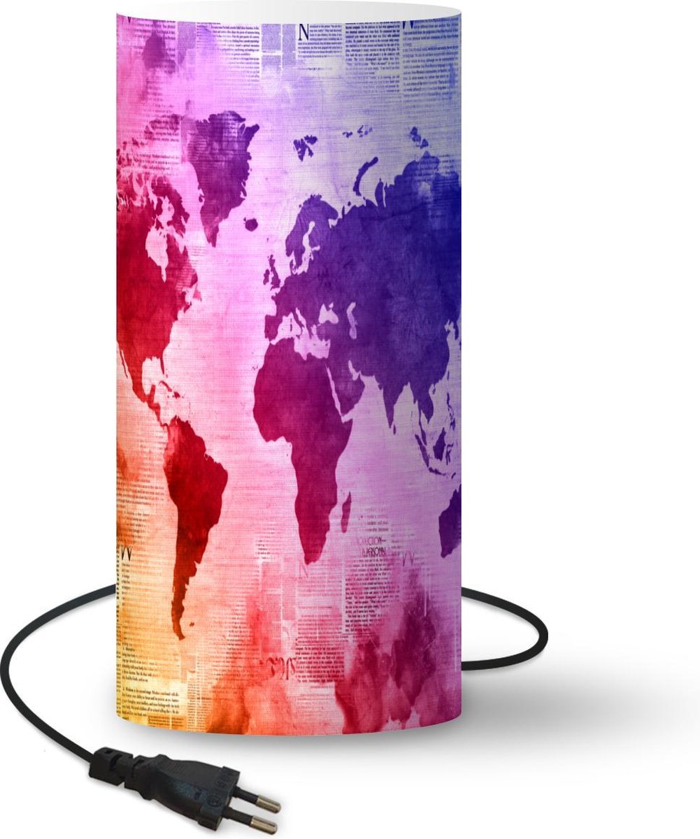 Lamp - Nachtlampje - Tafellamp slaapkamer - Wereldkaart - Waterverf - Regenboog - 54 cm hoog - Ø24.8 cm - Inclusief LED lamp