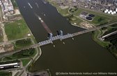Schilderij Botlekbrug Oude Maas - Forex - Rotterdam - 60 x 40 cm