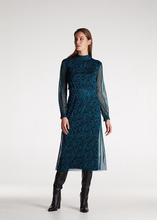 juffrouw jansen zwarte jurk