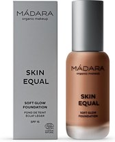 MÁDARA Skin Equal Foundation #90 Chestnut 30 ml - vegan - SPF 15