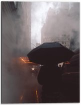 Dibond - Zwarte Paraplu door Mist - 30x40cm Foto op Aluminium (Met Ophangsysteem)