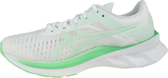 Asics Novablast 1012A661-100, Vrouwen, Wit, Hardloopschoenen maat: 38 EU |  bol.com