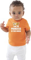 I am the princess in this house Koningsdag t-shirt oranje baby/peuter voor meisjes 60/66 (3-6 maanden)
