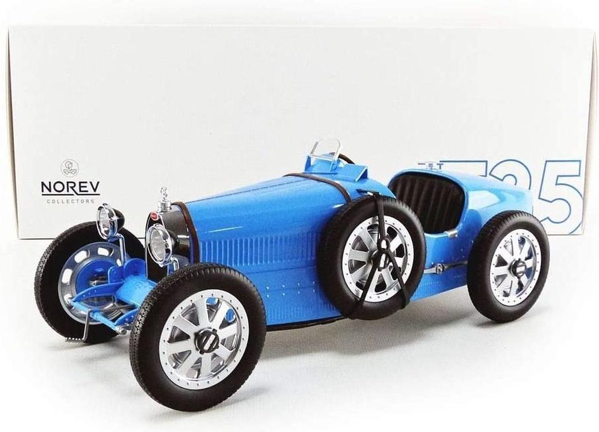 Italeri® Maquette de voiture Bugatti Type 35B 1:12 - 4710