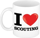 I love scouting wit met rood hartje koffiemok / beker 300 ml - keramiek - cadeau voor scout / scouting liefhebber