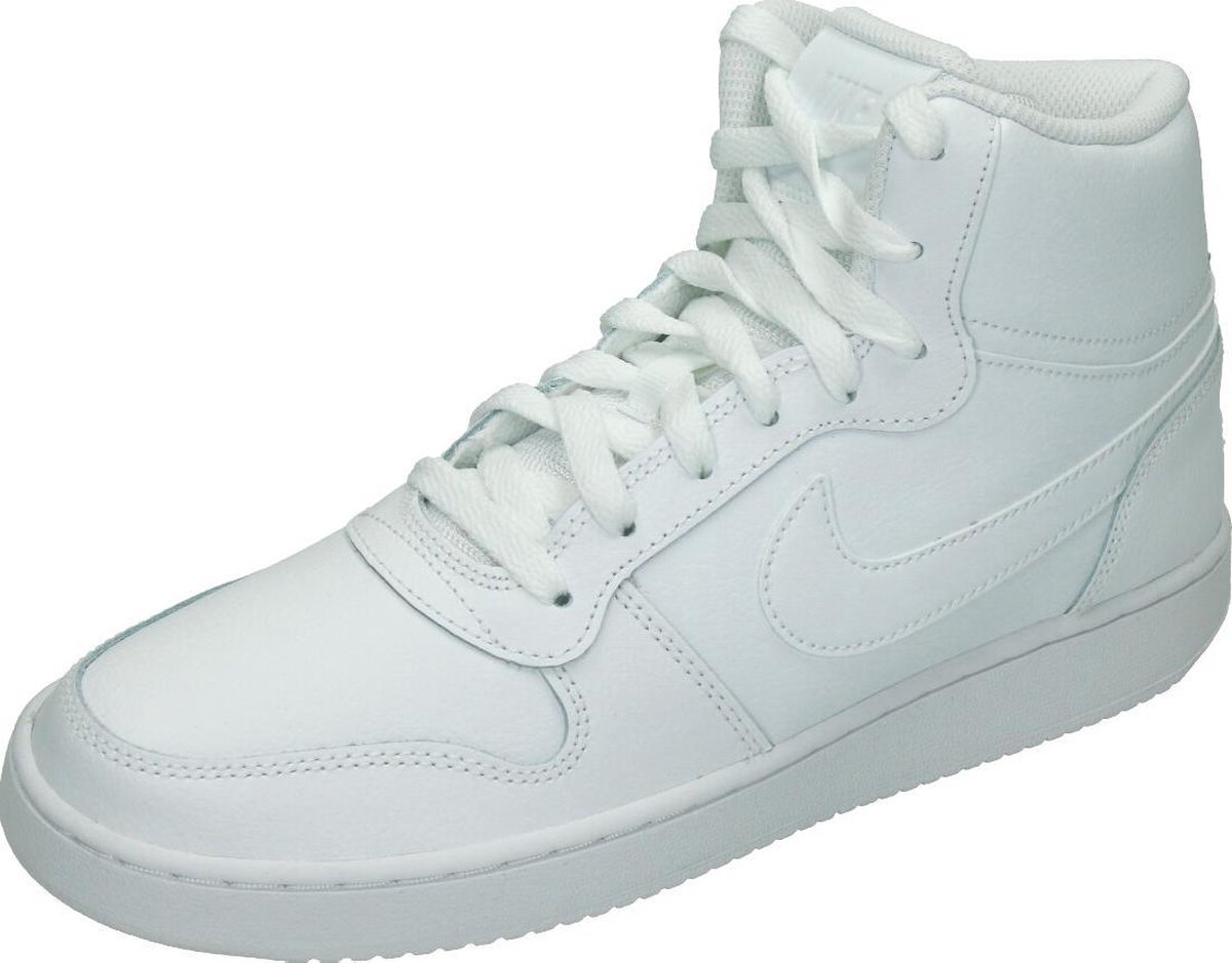 Nike ebernon mid in de kleur . Wit