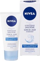 NIVEA Essentials Hydraterend SPF 15 - 50 ml - Dagcrème