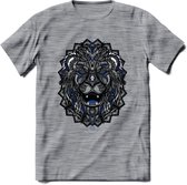 Leeuw - Dieren Mandala T-Shirt | Donkerblauw | Grappig Verjaardag Zentangle Dierenkop Cadeau Shirt | Dames - Heren - Unisex | Wildlife Tshirt Kleding Kado | - Donker Grijs - Gemale