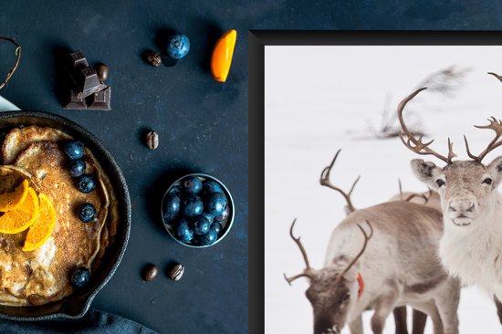 KitchenYeah® Inductie beschermer 65x52 cm - Een kudde rendieren - Kookplaataccessoires - Afdekplaat voor kookplaat - Inductiebeschermer - Inductiemat - Inductieplaat mat