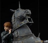 Harry Potter: Deluxe Ron Weasley at the Wizard Chess 1:10 Scale Statue