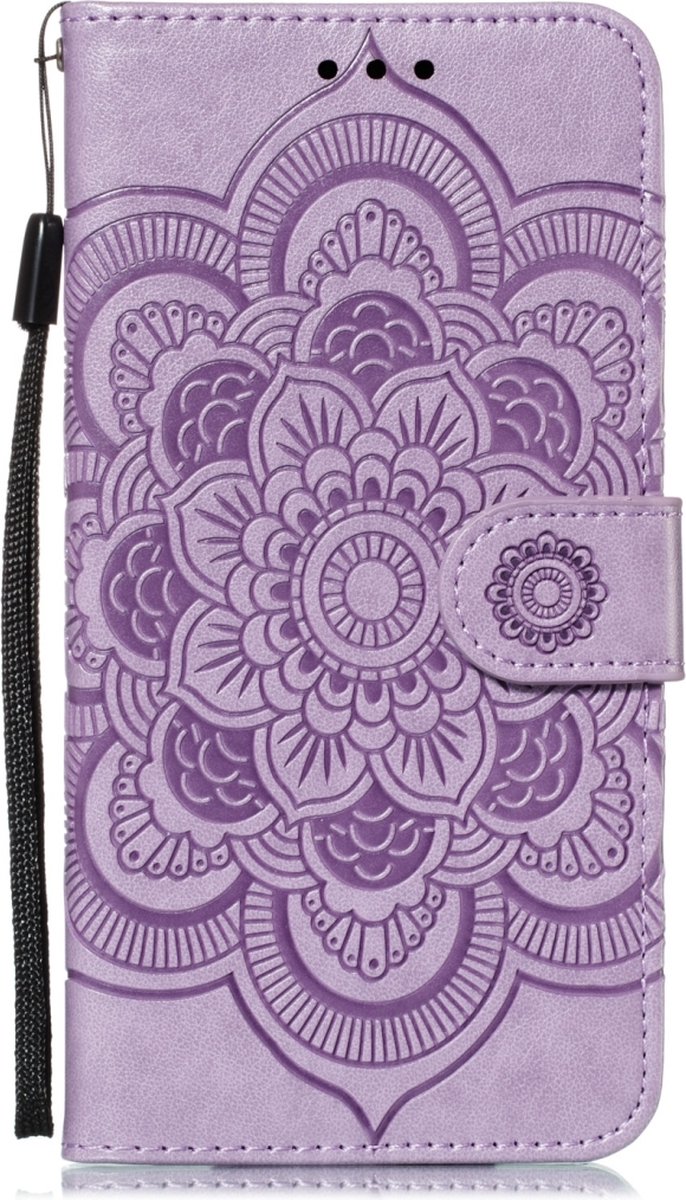 Mobigear Telefoonhoesje geschikt voor Apple iPhone 11 Hoesje | Mobigear Mandala Bookcase Portemonnee | Pasjeshouder voor 3 Pasjes | Telefoonhoesje voor Pinpas / OV Kaart / Rijbewijs - Paars