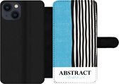Bookcase Geschikt voor iPhone 13 telefoonhoesje - Design - Blauw - Zwart - Wit - Met vakjes - Wallet case met magneetsluiting