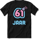 61 Jaar Feest kado T-Shirt Heren / Dames - Perfect Verjaardag Cadeau Shirt - Licht Blauw / Licht Roze - Maat M