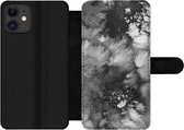 Bookcase Geschikt voor iPhone 12 Pro Max telefoonhoesje - Beton print - Verf - Zwart - Met vakjes - Wallet case met magneetsluiting