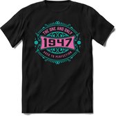 1947 The One And Only | Feest Kado T-Shirt Heren - Dames | Cobalt - Licht Roze | Perfect Verjaardag Cadeau Shirt | Grappige Spreuken - Zinnen - Teksten | Maat S