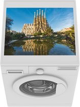 Wasmachine beschermer mat - Barcelona - Sagrada Familia - Water - Breedte 55 cm x hoogte 45 cm
