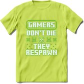 Gamers don't die pixel T-shirt | Neon Groen | Gaming kleding | Grappig game verjaardag cadeau shirt Heren – Dames – Unisex | - Groen - M