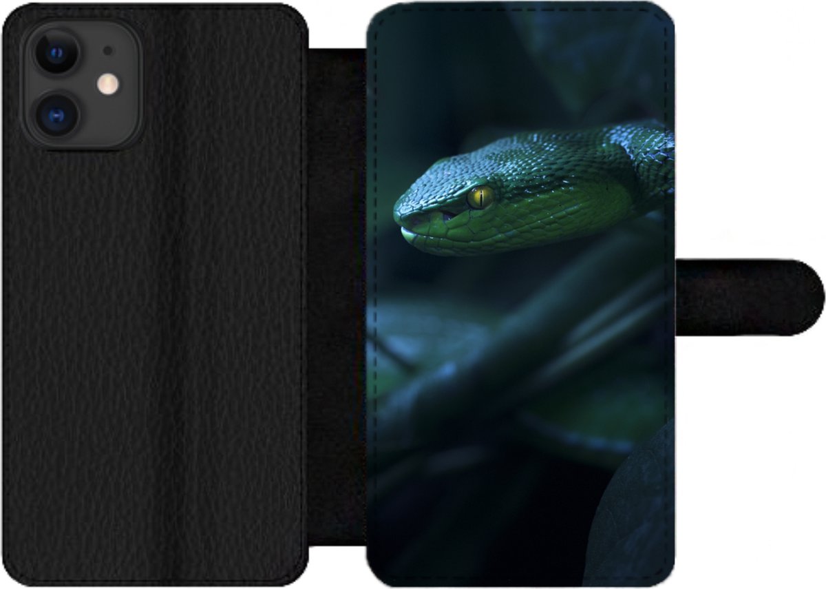 Telefoonhoesje Geschikt voor iPhone 12 Pro Max telefoonhoesje - Slang - Macro - Hout - Met vakjes - Wallet case met magneetsluiting