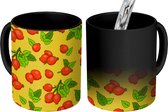Magische Mok - Foto op Warmte Mokken - Koffiemok - Patroon - Fruit - Geel - Magic Mok - Beker - 350 ML - Theemok