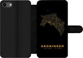Bookcase Geschikt voor iPhone 7 telefoonhoesje - Groningen - Kaart - Goud - Met vakjes - Wallet case met magneetsluiting