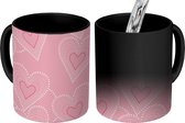 Magische Mok - Foto op Warmte Mokken - Koffiemok - Hartjes - Patronen - Roze - Magic Mok - Beker - 350 ML - Theemok