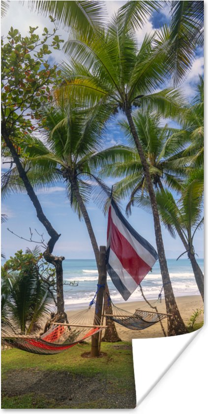 Poster Vlag van Costa Rica tussen de bomen van het Nationaal park Corcovado - 20x40 cm