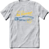 Go Fishing - Vissen T-Shirt | Grappig Verjaardag Vis Hobby Cadeau Shirt | Dames - Heren - Unisex | Tshirt Hengelsport Kleding Kado - Licht Grijs - Gemaleerd - L