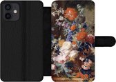 Bookcase Geschikt voor iPhone 12 telefoonhoesje - Stilleven met bloemen - Schilderij - Oude meesters - Met vakjes - Wallet case met magneetsluiting