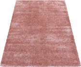 Loper Hoogpolig tapijt met fijne haartjes in de kleur roze