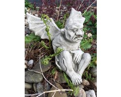 Gargoyle -vleermuis-demonen verdrijver-bewaker- steen kathedralen figuur.