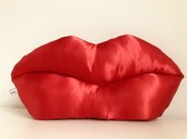 Lip kussen - Satijn - Handmade by Gustiana - Rood