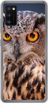 Geschikt voor Samsung Galaxy A41 hoesje - Een close-up van een bruine uil - Siliconen Telefoonhoesje