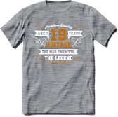 19 Jaar Legend T-Shirt | Goud - Wit | Grappig Verjaardag en Feest Cadeau Shirt | Dames - Heren - Unisex | Tshirt Kleding Kado | - Donker Grijs - Gemaleerd - S