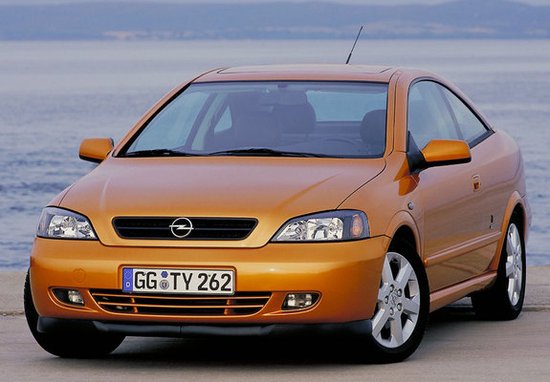 Tapis en caoutchouc Tapis de voiture Opel Astra G - Année de construction : 2000 - 2006 - Ajustement d'origine - 4 pièces