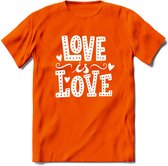 Love Is Love | Pride T-Shirt | Grappig LHBTIQ+ / LGBTQ / Gay / Homo / Lesbi Cadeau Shirt | Dames - Heren - Unisex | Tshirt Kleding Kado | - Oranje - XL