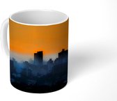 Mok - Ochtendmist tussen de gebouwen in Porto Alegre, Brazilië - 350 ML - Beker - Uitdeelcadeautjes